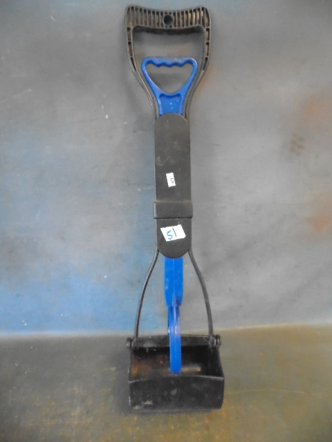 lot 51 image: Pooper Scooper