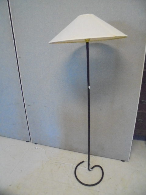 lot 56 image: Floor Lamp