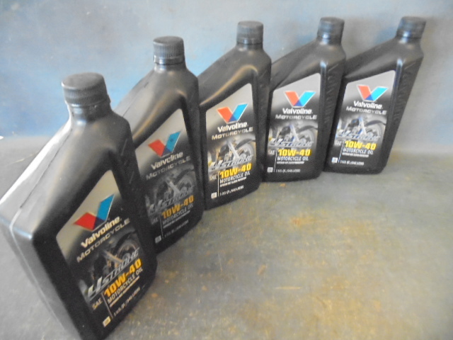 lot 105 image: Automotive Oil