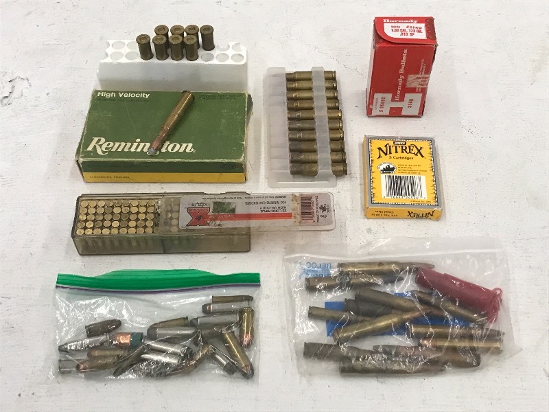 lot 42 image: Flat Of Assorted Rifle & Pistol Amm...