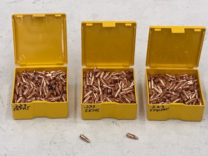 lot 54 image: Approx (600) .223 55grain FMJ Bulle...