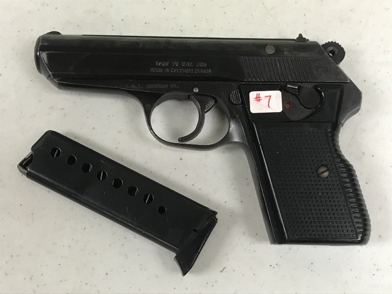 lot 7 image: VZOR Pistol