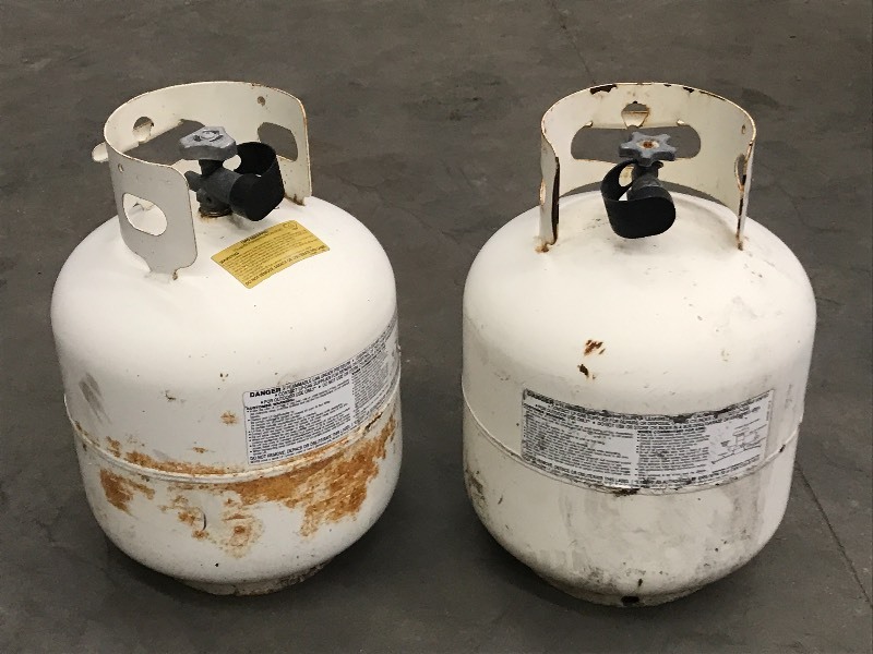 lot 17 image: (2) 20# LP Tanks