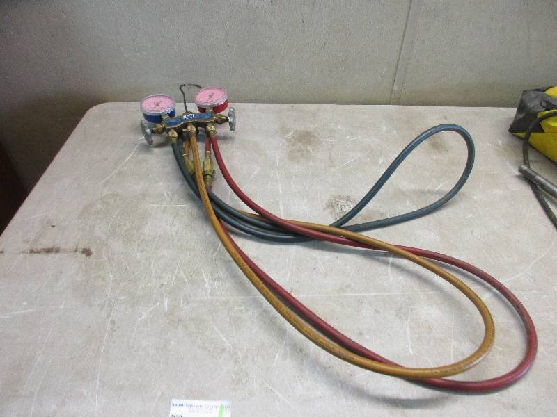 lot 1 image: AC Test Line Kit