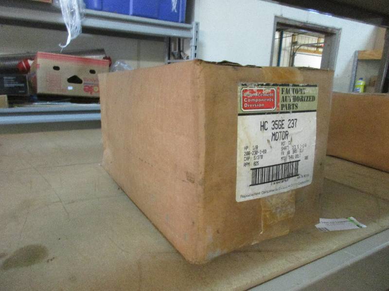 lot 6 image: New Blower Motor