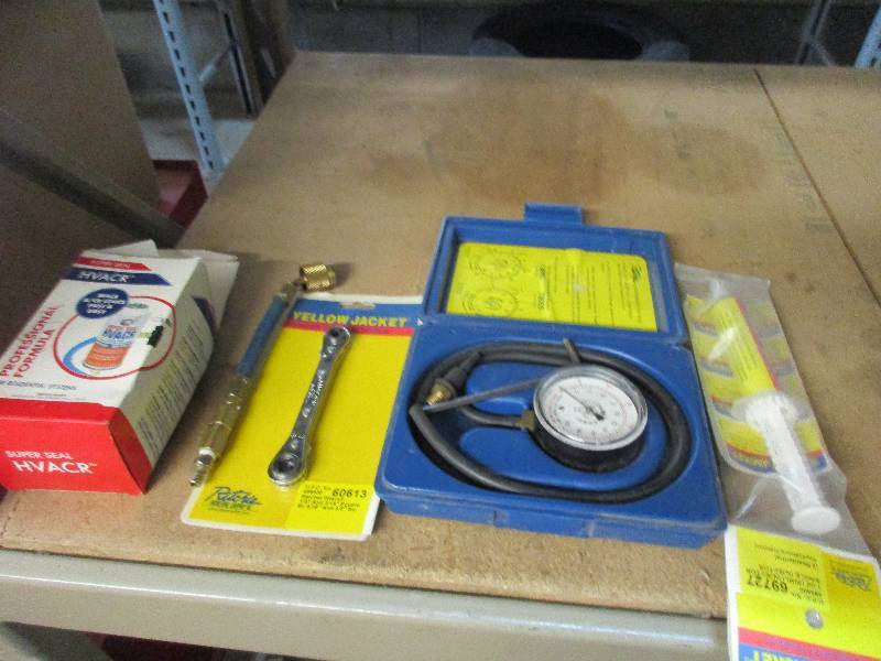 lot 15 image: Yellow Jacket HVAC tools