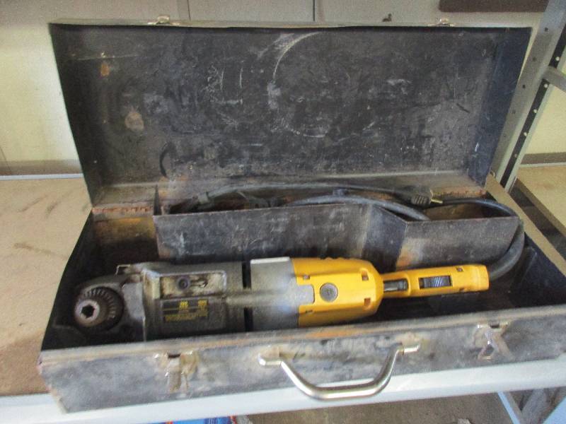 lot 18 image: Right angle drill