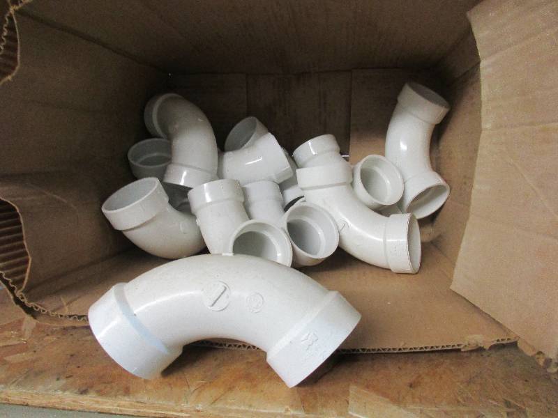 lot 25 image: PVC 90s