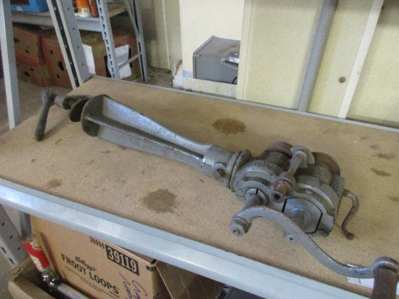 lot 53 image: Bead Roller