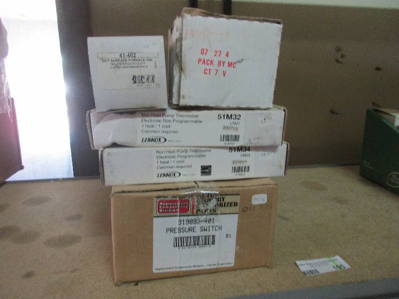 lot 105 image: HVAC Electronics