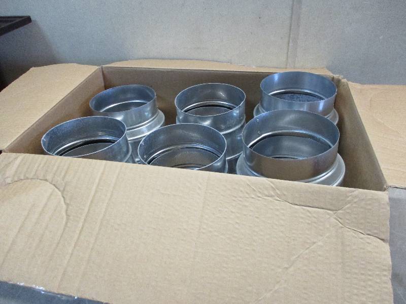 lot 156 image: 7x6 Duct reducers