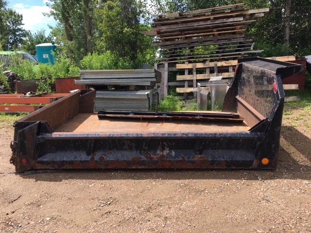 lot 28 image: CTE 11 Contractors Truck Box With Fold Down Sides