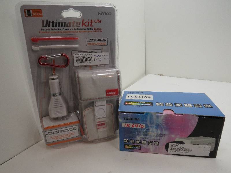 Lot of ultimate DS lite kit, and Toshiba camera