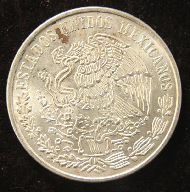 lot 19 image: 1977 MEXICO 100 PESOS 72% SILVER 27.7 GRAMS BU-UNC