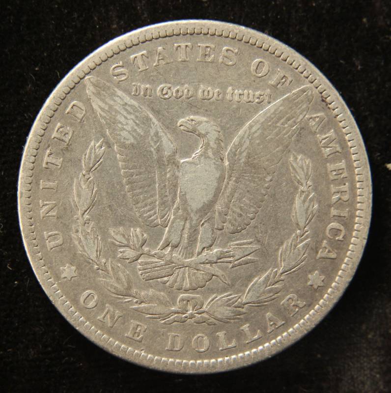 lot 83 image: 1882 MORGAN SILVER DOLLAR