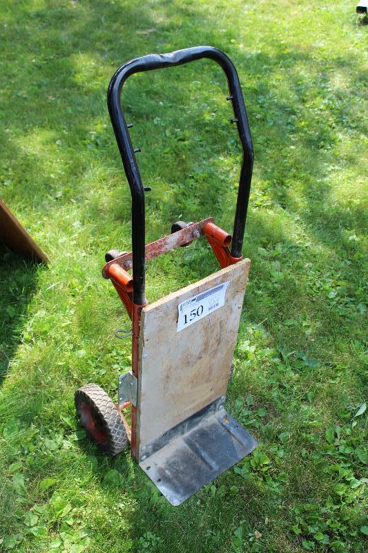 lot 150 image: 4-Wheel Hand Truck