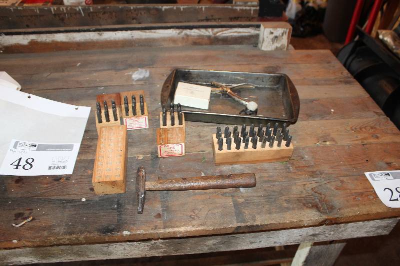 lot 48 image: Gruv Grip Steel Stamp Sets