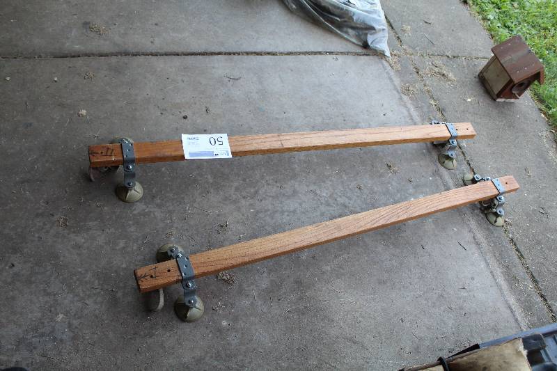 lot 50 image: Custom Roof Rack