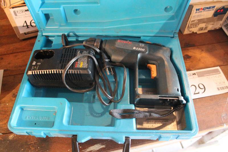 Bosch B2300 Drill w Case Richfield Estate Sale K BID