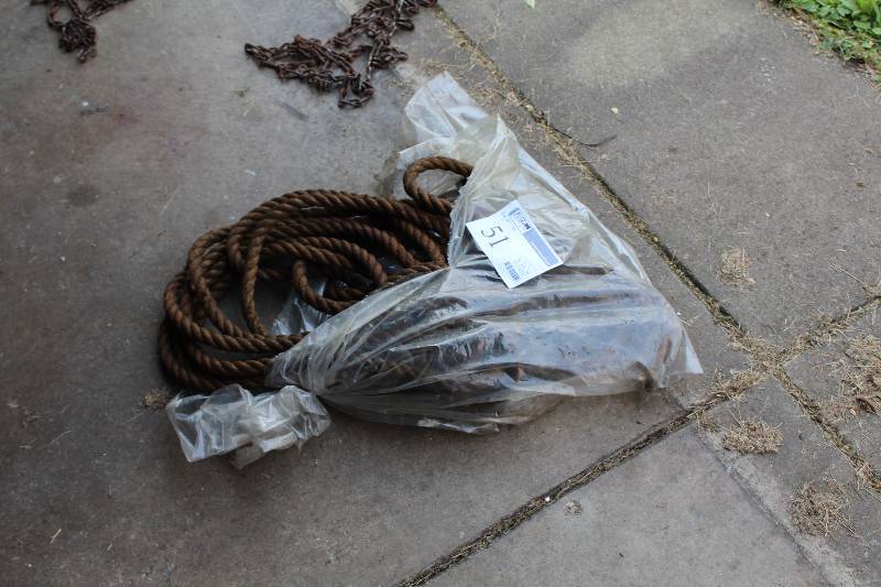 lot 51 image: Rope