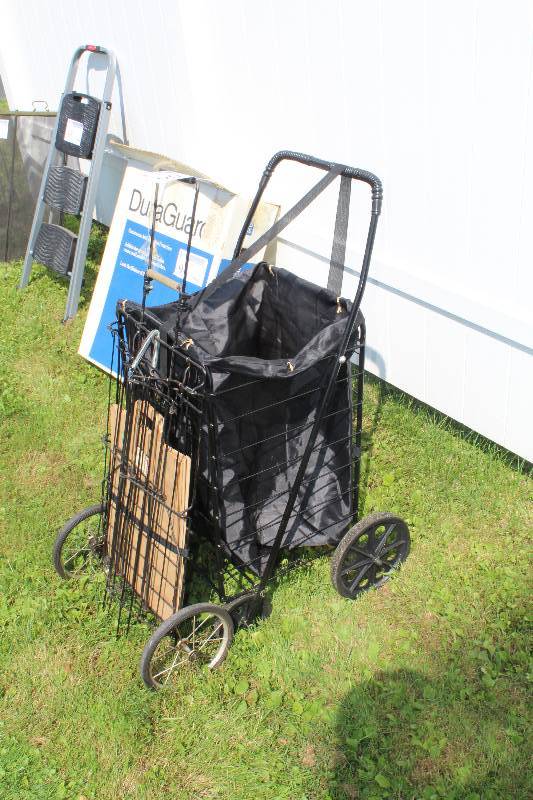 lot 90 image: Lot of (2) Hamper Carts