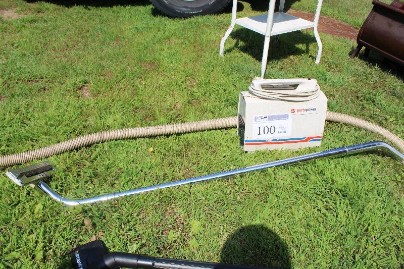 lot 100 image: Hoover Portapower Vacuum