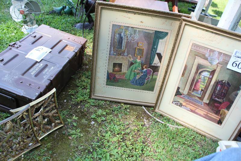 lot 60 image: Lot of (4) Wall Art