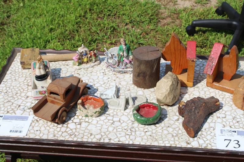 lot 72 image: Table Dcor - Figurines, Truck, Book Ends, And More