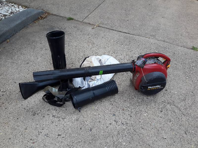 lot 11 image: Homelite Gas Blower