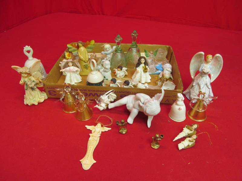 lot 88 image: Angel figures