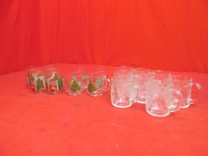 lot 92 image: glassware