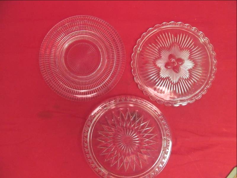 lot 132 image: serving trays