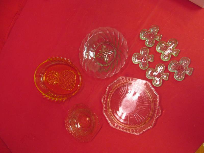 lot 135 image: glassware