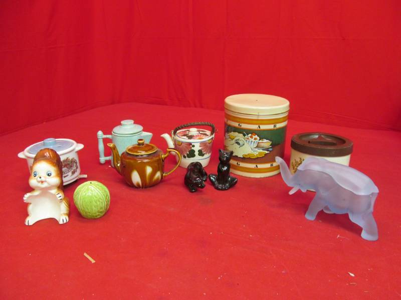 lot 181 image: collectibles