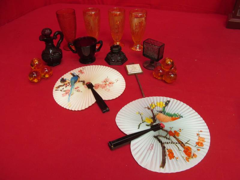 lot 190 image: glassware
