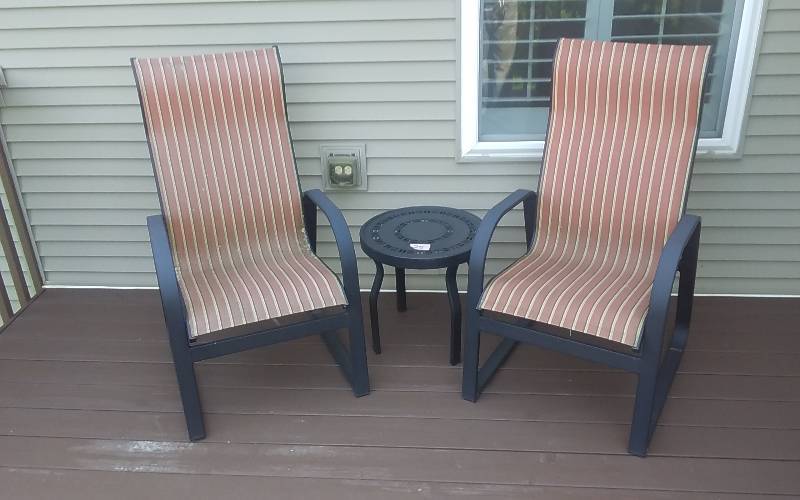 lot 25 image: 2-Patio Chairs, 1-Round Table