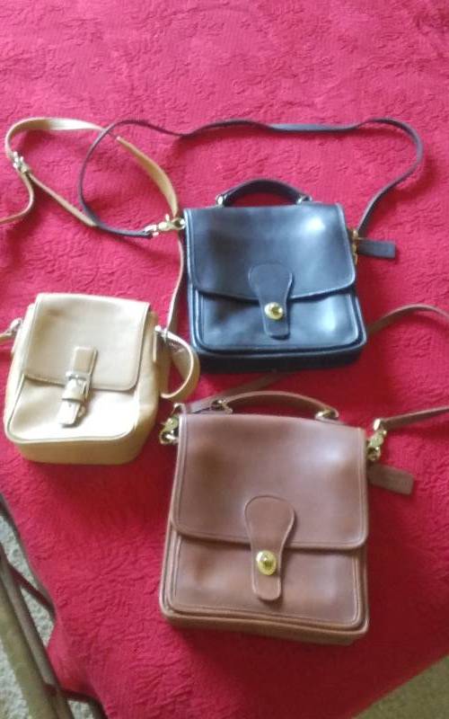 lot 30 image: 3-COACH Leather Purses