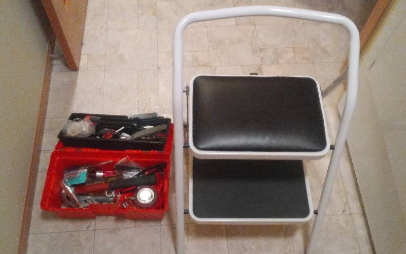 lot 43 image: Black & Decker Tool Box & Contents, Folding Step Stool