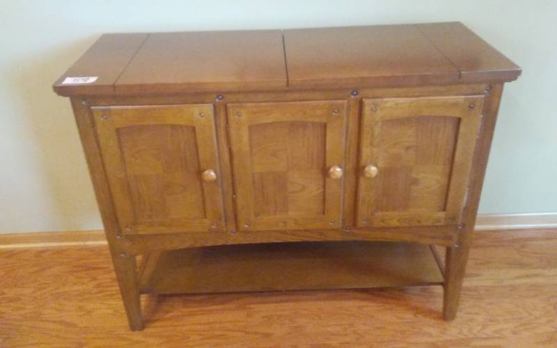 lot 59 image: Side Board Buffet ServerCabinet (45x18x35)