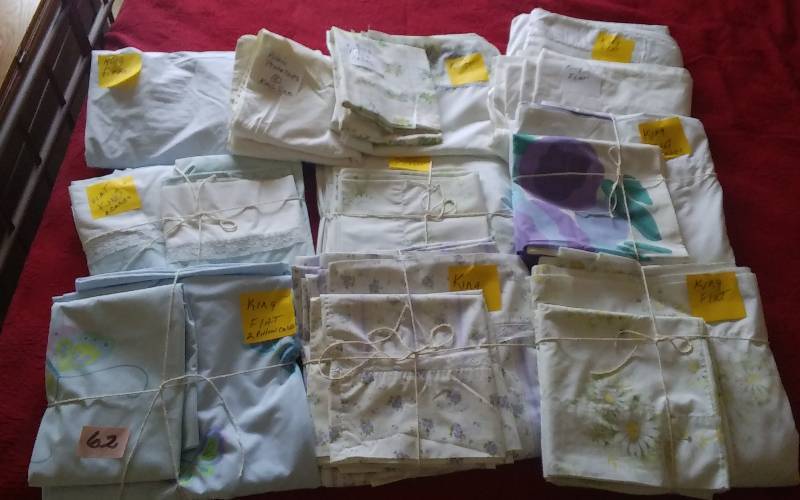 lot 62 image: Lot Of King Size Bedding  Flat & Fitted Sheets, Pillow Cases