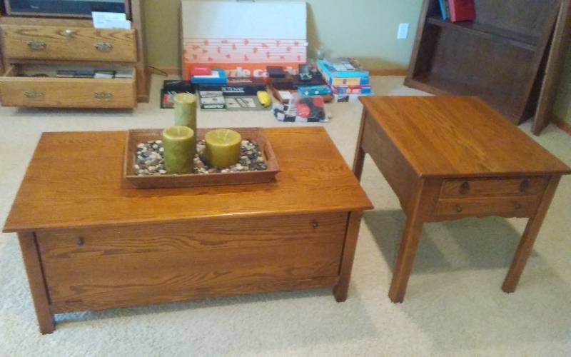 lot 66 image: Coffee Table With Storage (44x24x18), 1-Drawer End Table (26x22x23), Includes Decorative Basket & Candles