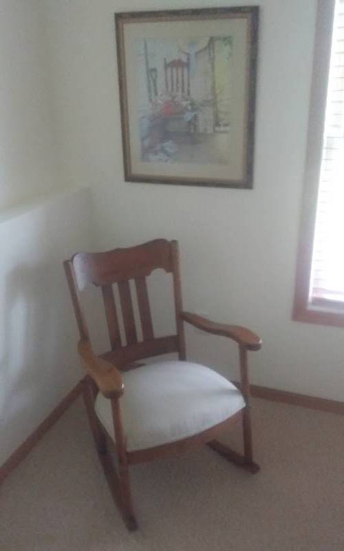lot 72 image: Vintage Oak Rocking Chair 26x34 & Framed Norman Rockwell Picture 24x27