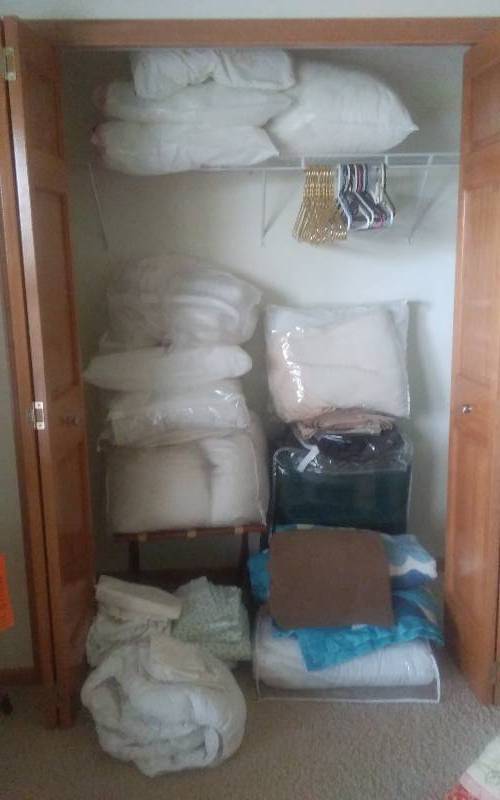 lot 75 image: Closet Full Of Clean Bedding Blankets, Pillows, Mattress Pads & Luggage Stand