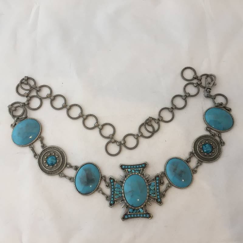 lot 226 image: Chain Belt Turquoise Color Stones