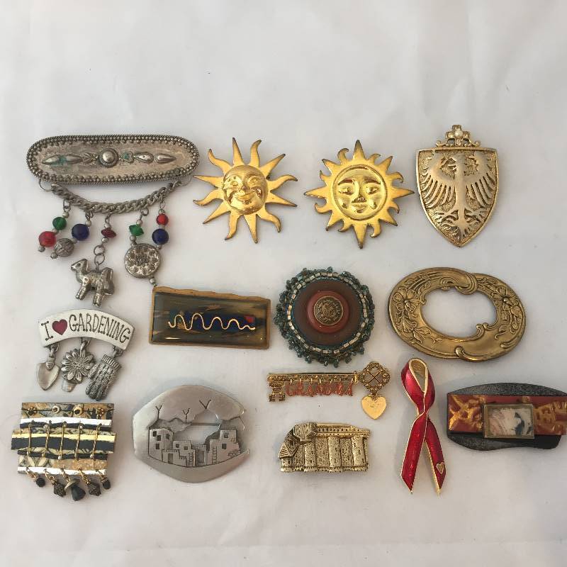 lot 268 image: Brooches - Pins - Designer - Suns - Moons - More