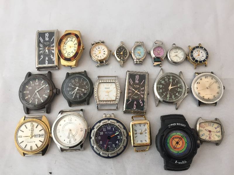 lot 371 image: Watches -  Need Watch Bands