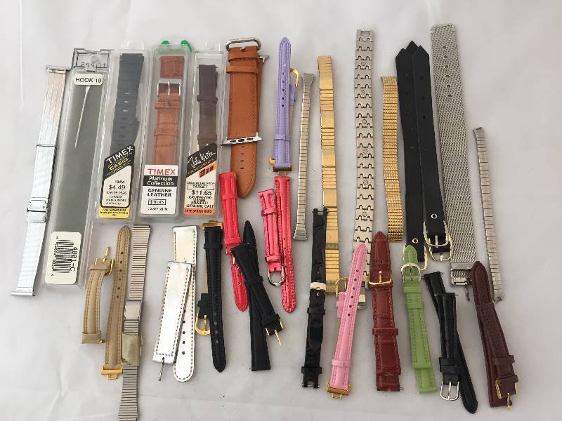 lot 372 image: Watchbands