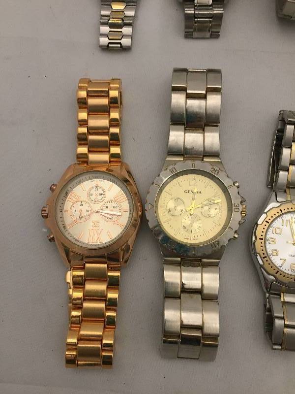 lot 254 image: Watches - Mens - Qty 10 - Large Face