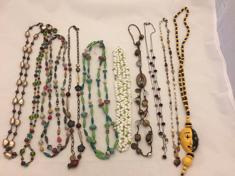 lot 293 image: Necklaces - Long Beaded