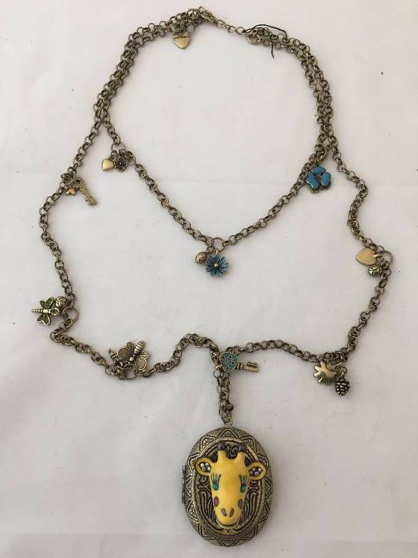 lot 257 image: Necklace - Multi Strand Betsey Johnson